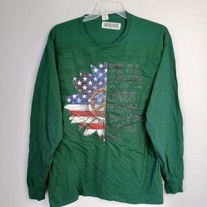 SHE 'S A GOD GIRL LOVES HER MAMA LOVES JESUS AMERICA TOO Men's Shirt L Green